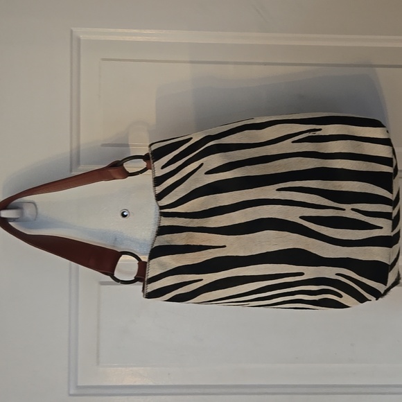 Maurizio Taiuti Zebra Print Women's Bag with Tan Accents - Picture 2 of 12